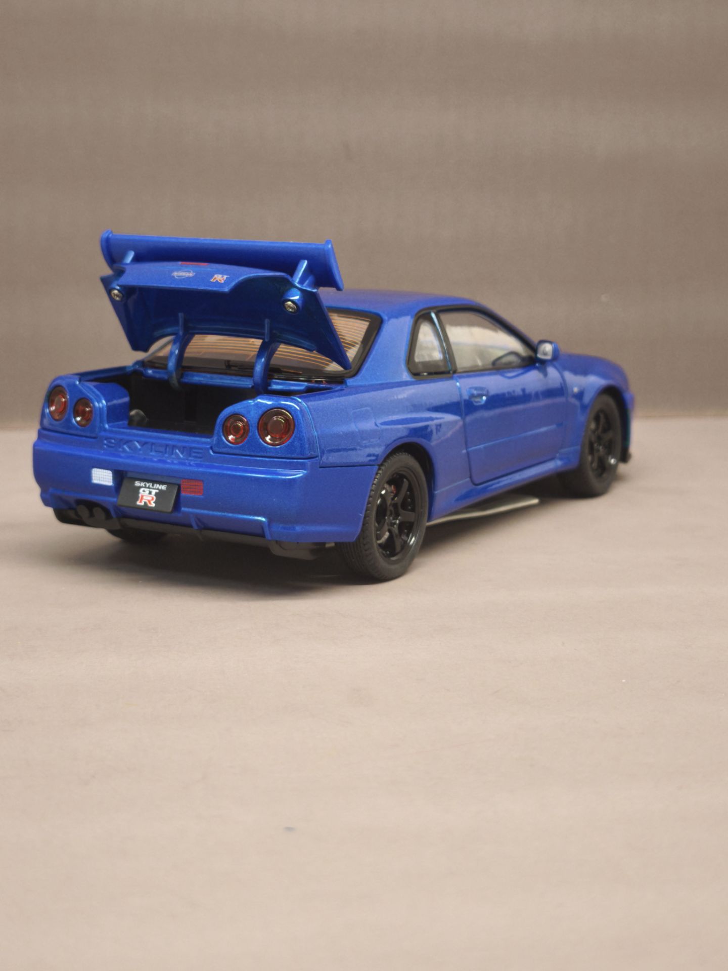 ماشین فلزی نیسان جی تی ار اسکالاین ار۳۴ nissan r34 skyline 15 ماشین فلزی نیسان جی تی ار اسکالاین ار۳۴ nissan r34 skyline - Image 12
