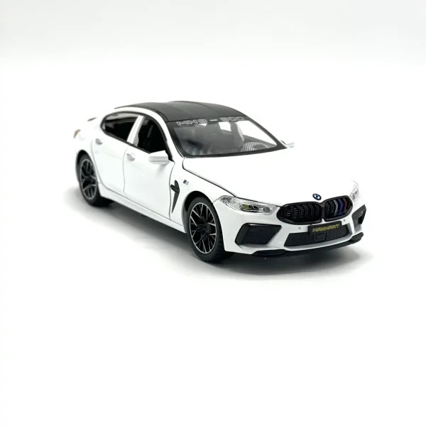 ماشین فلزی بی ام و bmw m8