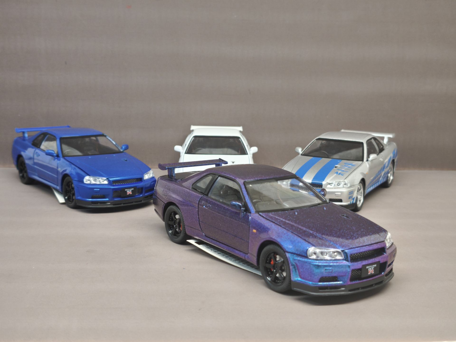 ماشین فلزی نیسان جی تی ار اسکالاین ار۳۴ nissan r34 skyline 4 ماشین فلزی نیسان جی تی ار اسکالاین ار۳۴ nissan r34 skyline