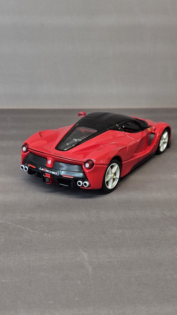 ماکت ماشین فراری لافراری Ferrari Laferrari برند Bburago - Image 4