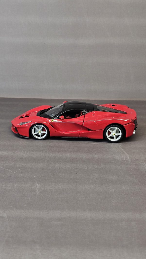 ماکت ماشین فراری لافراری Ferrari Laferrari برند Bburago - Image 5
