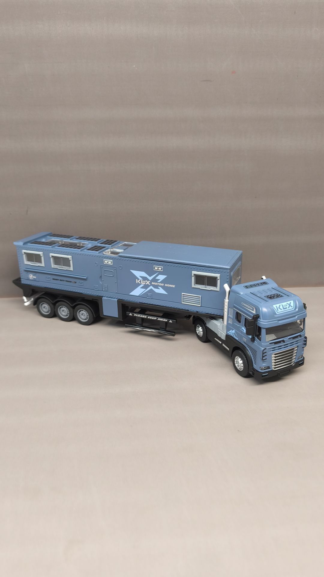 کله تریلی همراه قسمت بار 5 کله تریلی همراه قسمت بار - Image 2