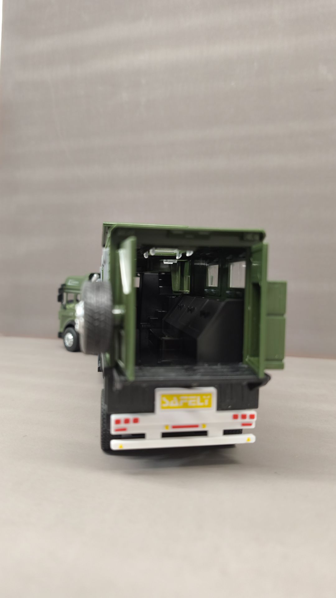 کله تریلی همراه قسمت بار 11 کله تریلی همراه قسمت بار - Image 8