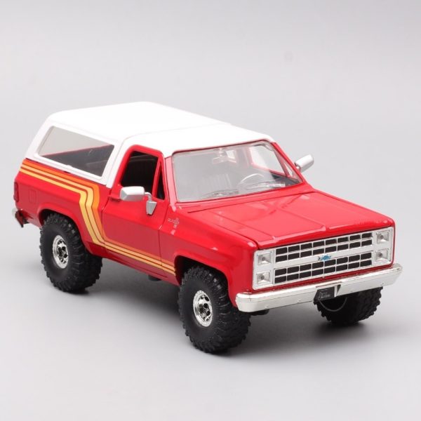 ماکت ماشین بلیزر برند جادا 1980 Chevrolet K5 Blazer -- Red w/Extra