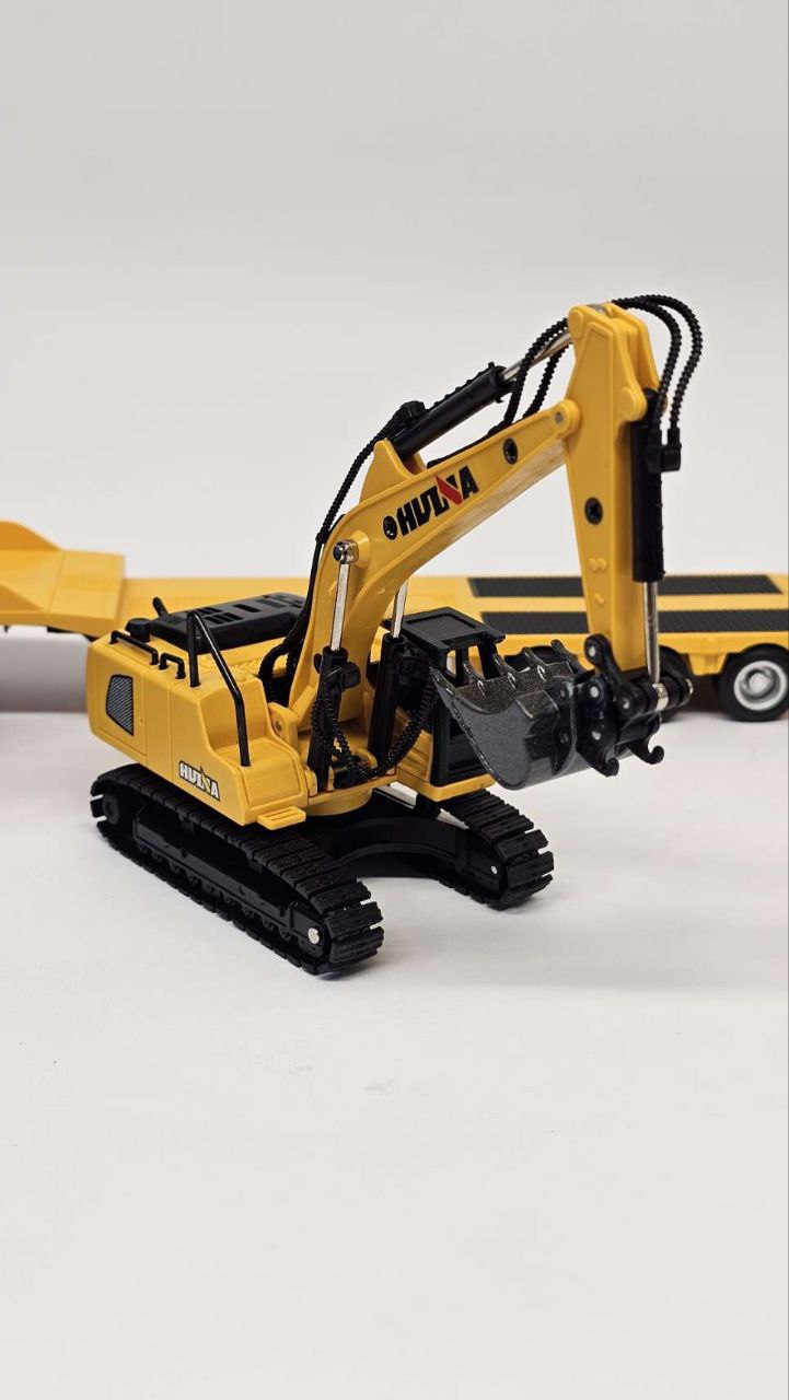 ماکت تریلی حمل بیل مکانیکی راهسازی 8 ماکت تریلی حمل بیل مکانیکی راهسازی - Image 5