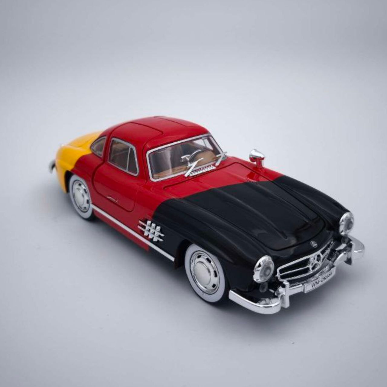 ماشین فلزی بنز اس ال Benz sl300 4 ماشین فلزی بنز اس ال Benz sl300