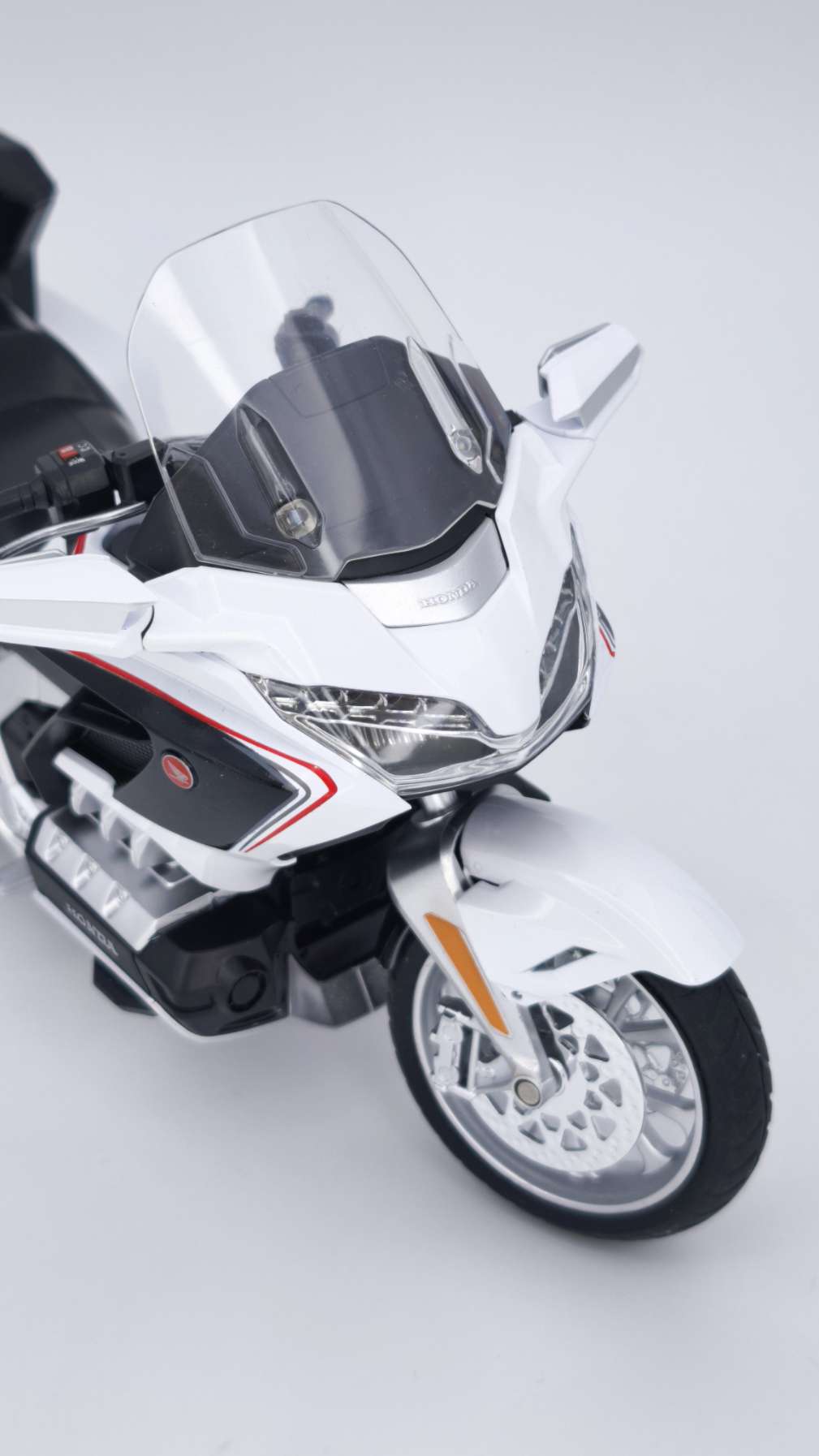 ماکت موتور هوندا گلدوینگ 1800 Honda goldwing - Image 11