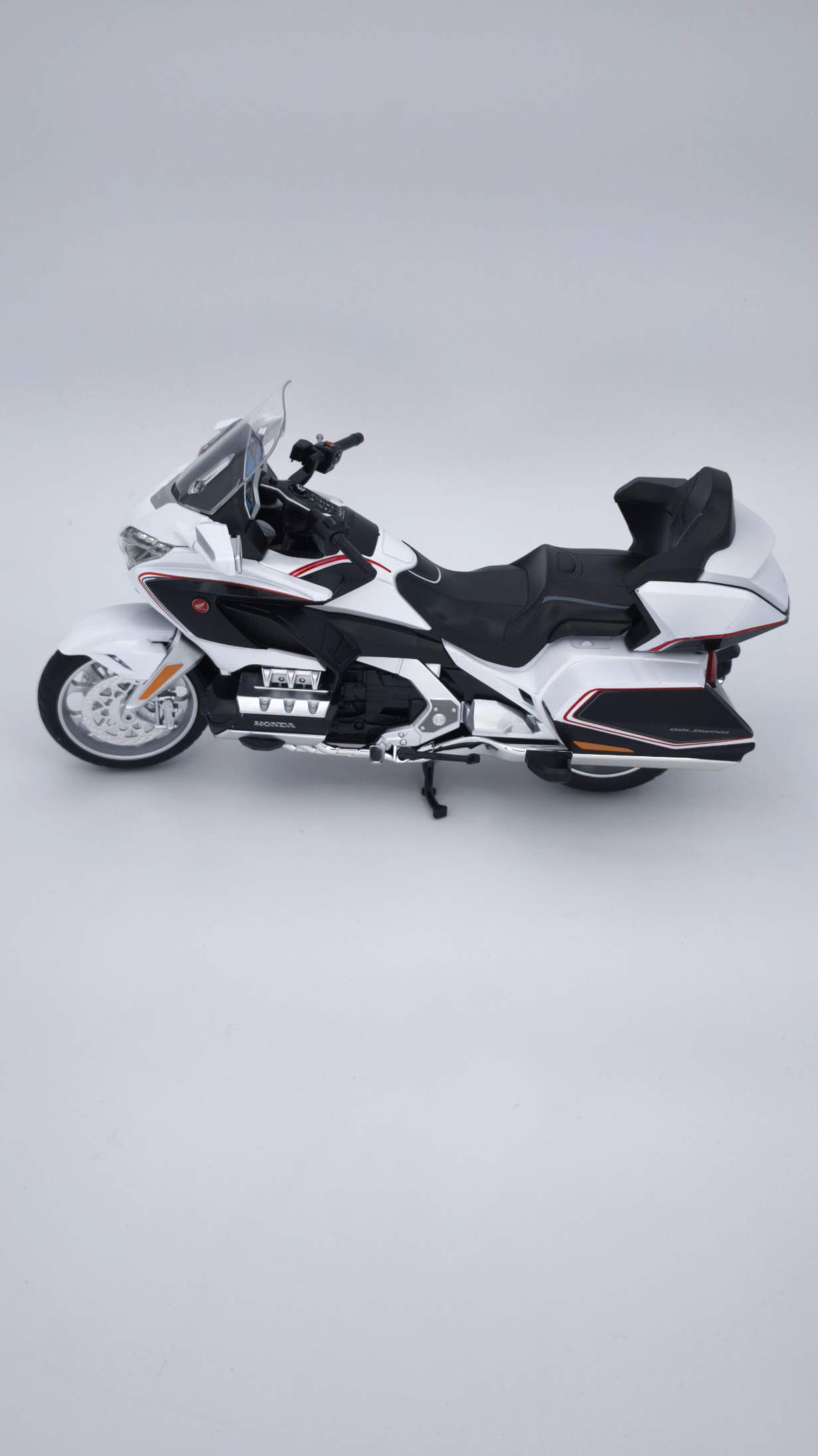 ماکت موتور هوندا گلدوینگ 1800 Honda goldwing - Image 2