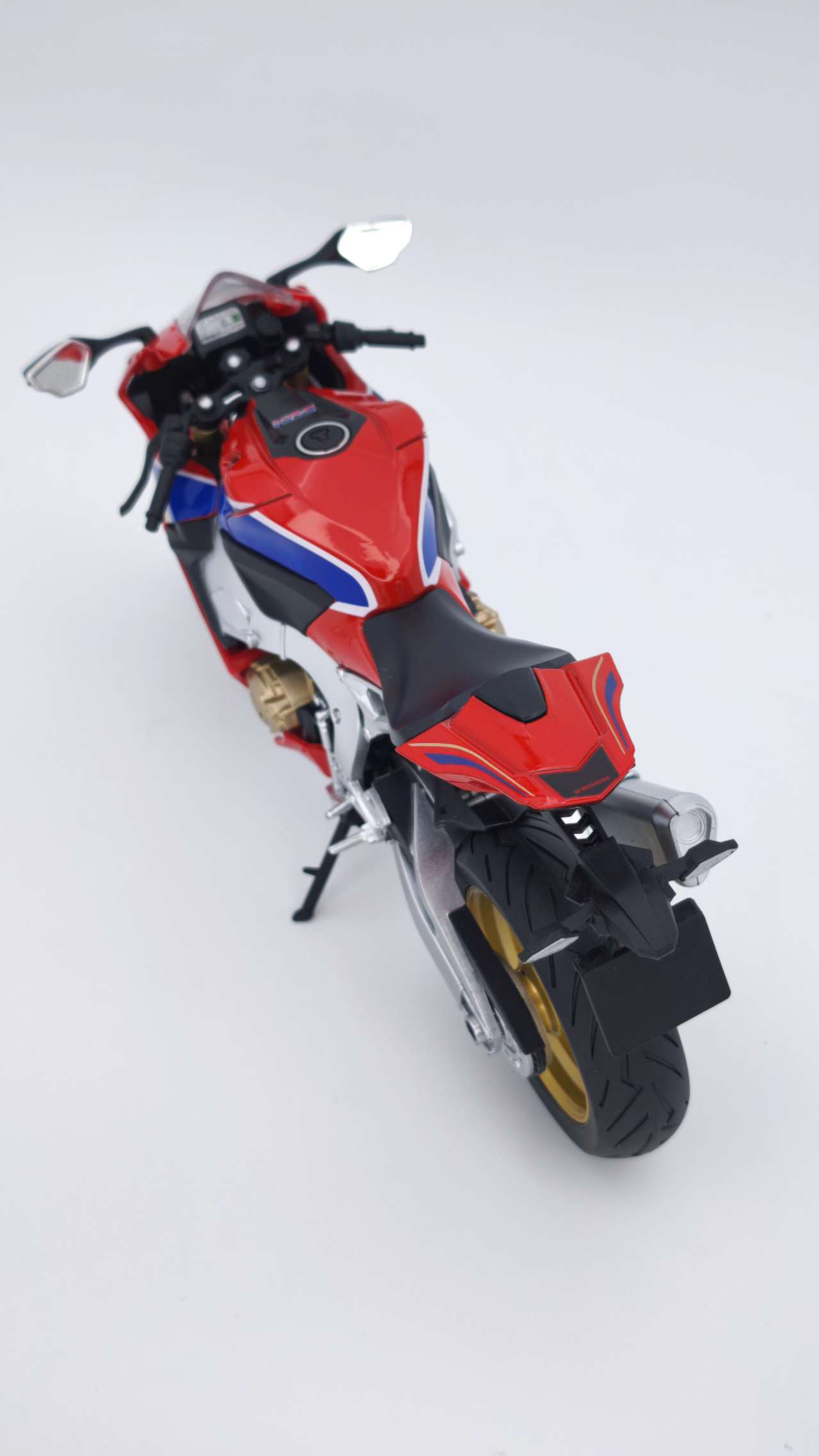 ماکت موتور هوندا سی بی ار Honda cbr 1000 - Image 5