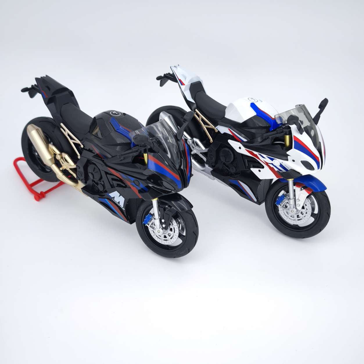 ماکت موتور بی ام و BMW S1000
