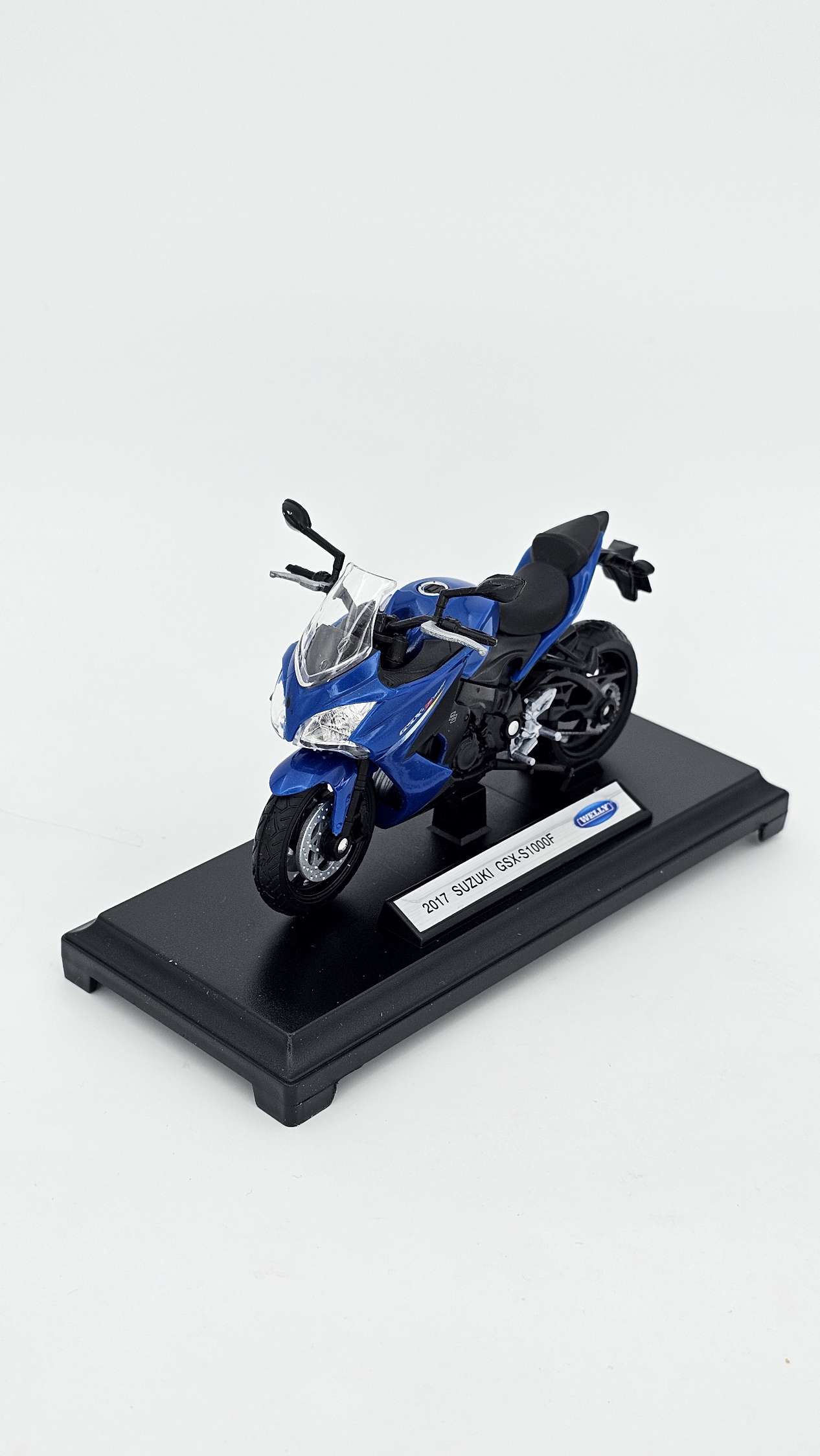 ماکت موتور سوزوکی جی اس ایکس اس suzuki gsx_s1000f